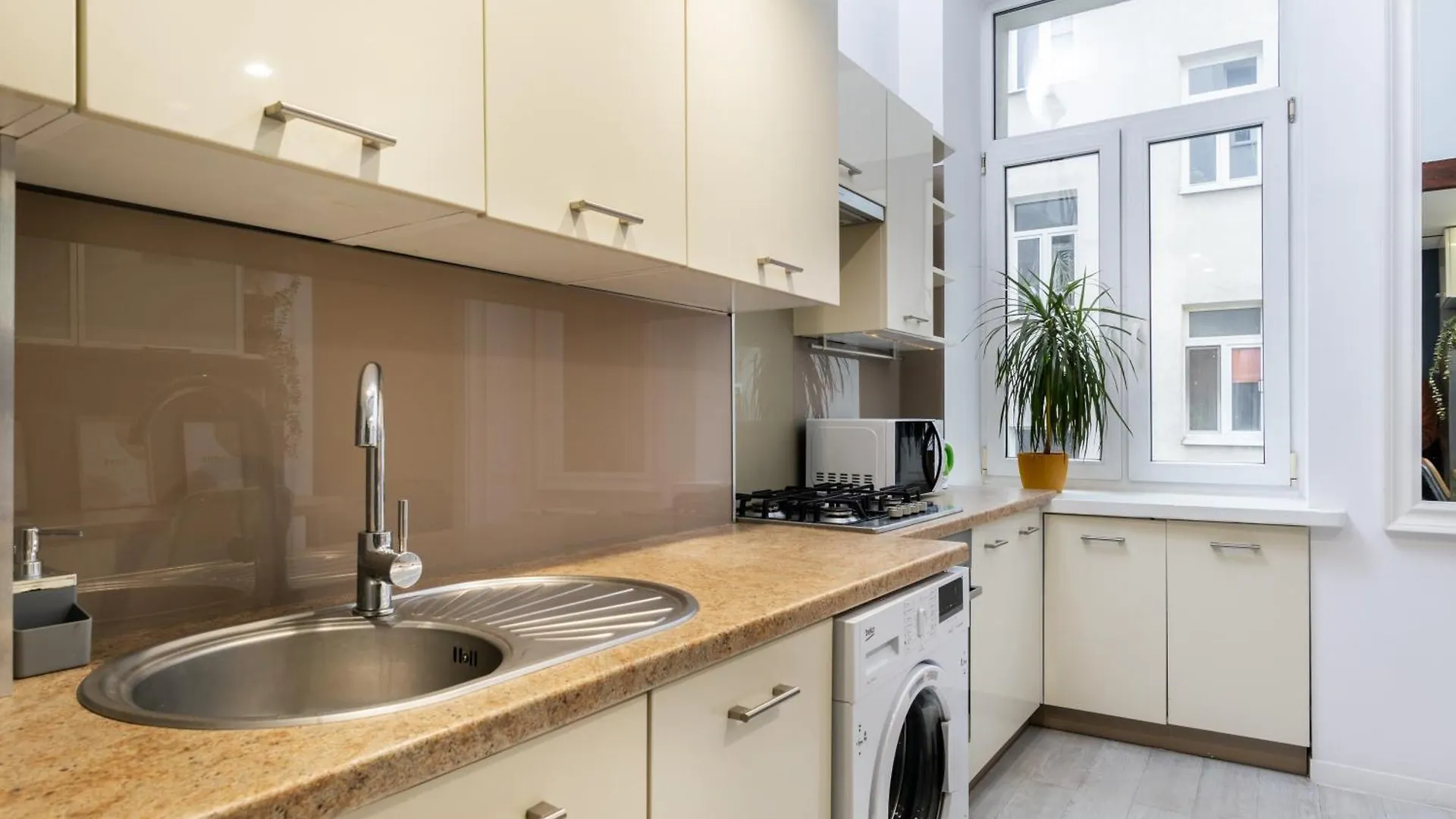 Apartment The Central Loft Chmielna Warsaw