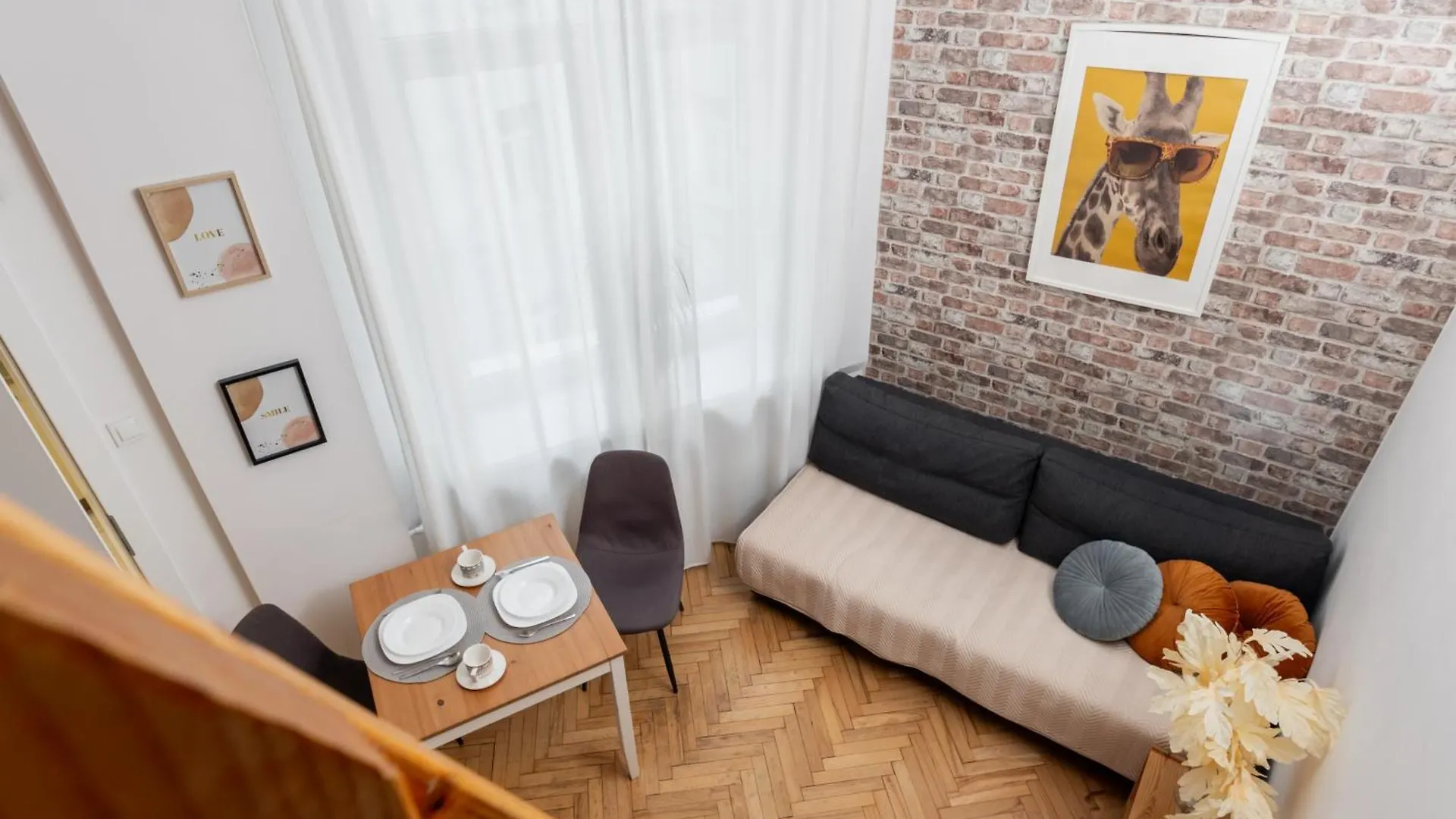 Apartment The Central Loft Chmielna Warsaw Poland