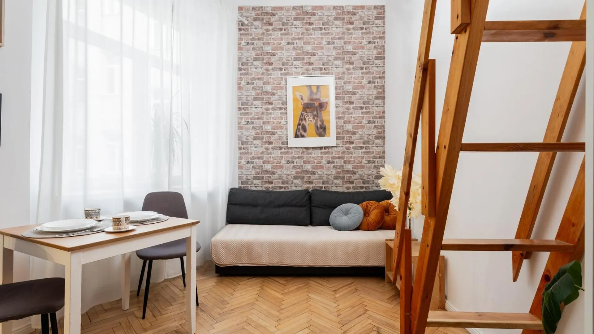 Apartment The Central Loft Chmielna Warsaw